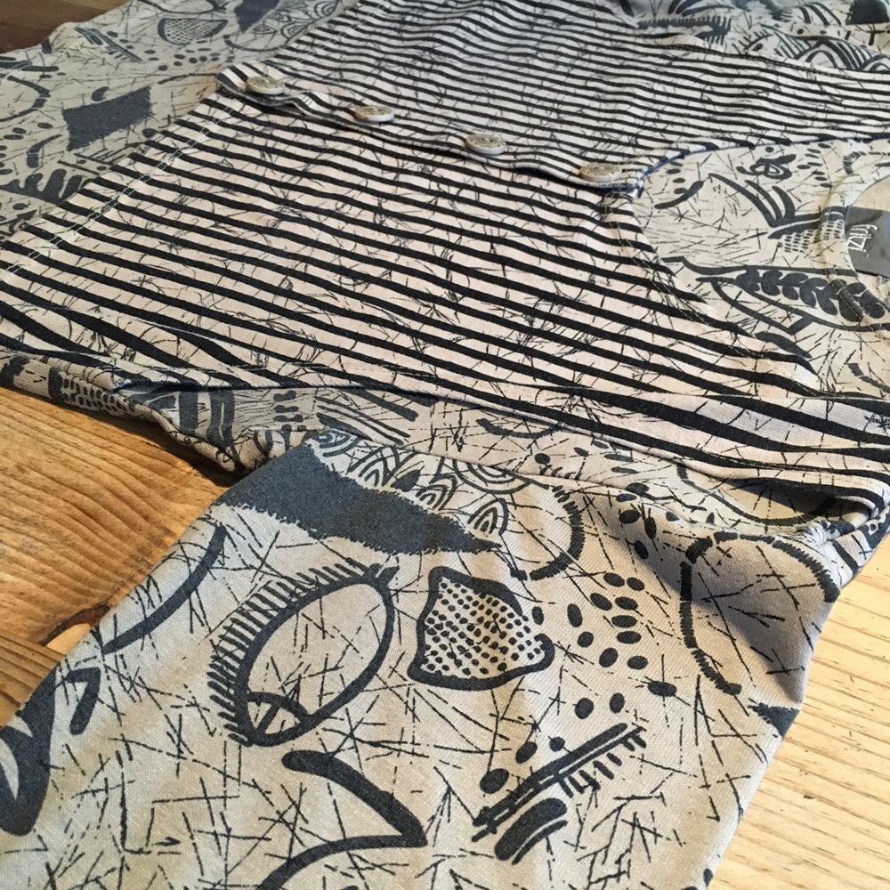 Vintage FRITZI Black & Tan Graphic Top with Vest - Picture 12 of 14